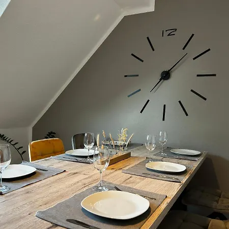 Modernes In Stadionnaehe アパート ゲルゼンキルヒェン